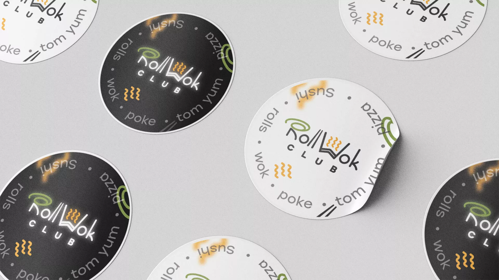 Разработка наклеек для суши-бара «Roll Wok Club» в Верхней Пышме